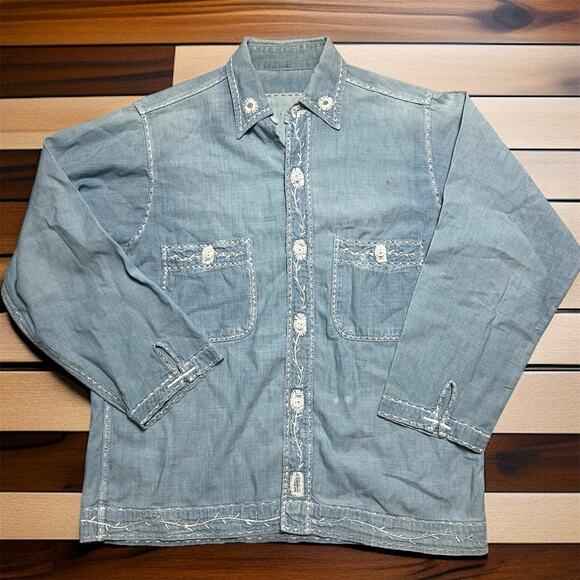 VINTAGE 70s Embroidered Denim Button Up Shirt Size S Hippie Retro Western - Picture 1 of 6